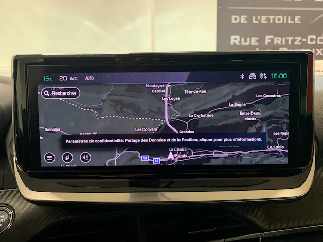 PEUGEOT 2008 1.2 PureTech Allure