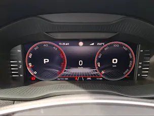 SKODA Karoq 2.0 TSI SportLine 4x4 DSG