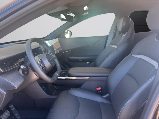 MAZDA CX-6e