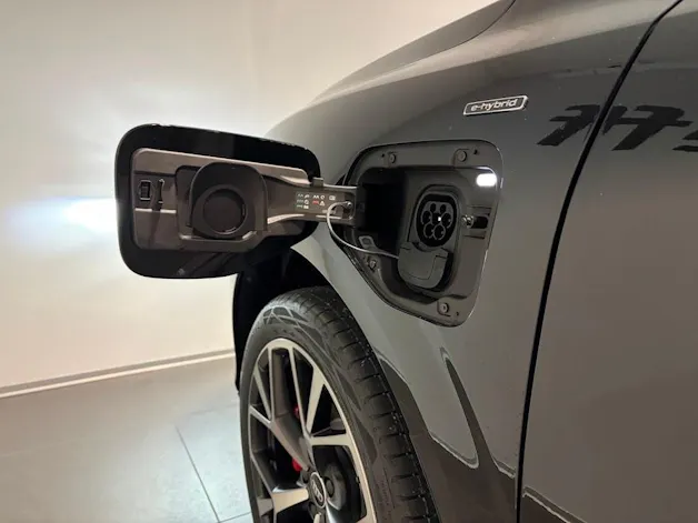 AUDI Q3 Sportback e-hybrid 200 kW S tronig