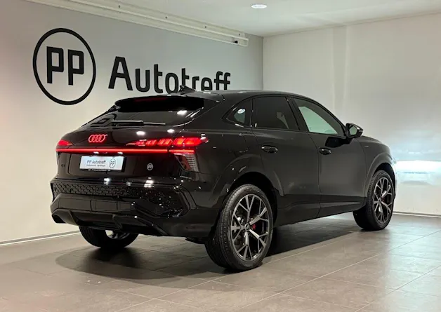 AUDI Q3 Sportback e-hybrid 200 kW S tronig