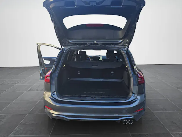 FORD Focus 1.0i EcoB Hybrid 155 ST-Line Vignale