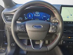 FORD Focus 1.0i EcoB Hybrid 155 ST-Line Vignale