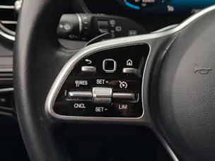 MERCEDES-BENZ GLC 300 e 4Matic 9G-Tronic