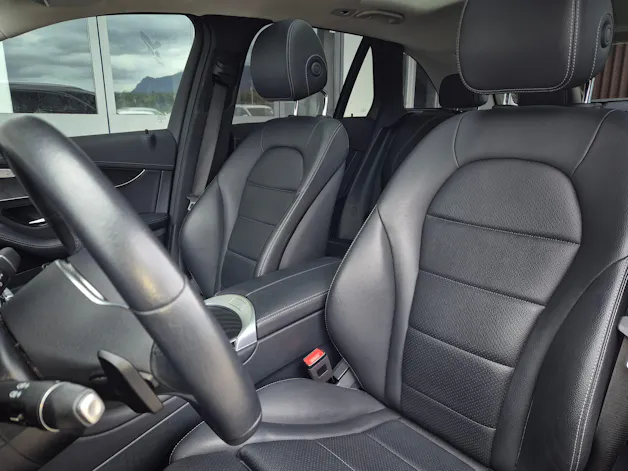 MERCEDES-BENZ GLC 300 e 4Matic 9G-Tronic