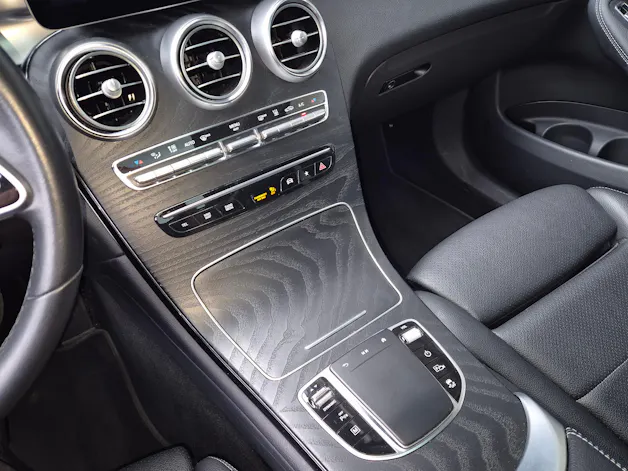 MERCEDES-BENZ GLC 300 e 4Matic 9G-Tronic