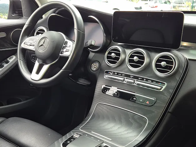 MERCEDES-BENZ GLC 300 e 4Matic 9G-Tronic