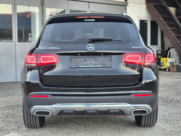 MERCEDES-BENZ GLC 300 e 4Matic 9G-Tronic