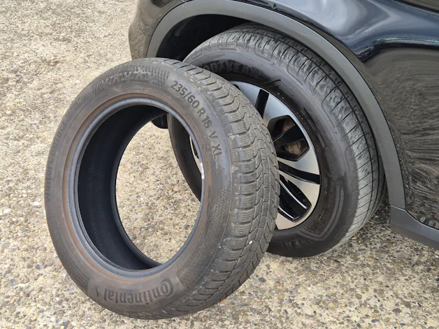 MERCEDES-BENZ GLC 300 e 4Matic 9G-Tronic