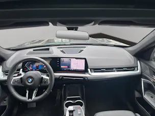 BMW X1 U11 23d xDrive paddles