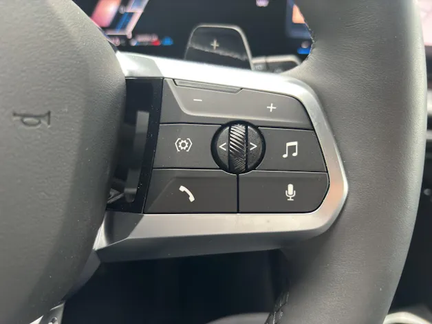 BMW X1 U11 23d xDrive paddles