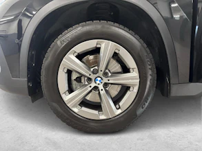 https://vehicle.imgix.net/4480563/9b5f5773-4772-429f-96e6-050bb9072d26.jpg