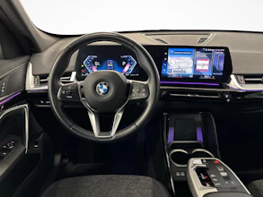 https://vehicle.imgix.net/4480563/b65a815d-4cda-4542-aaa0-856d2c20e346.jpg