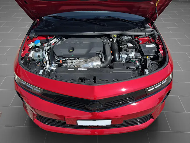 OPEL Astra 1.6 T PHEV 180 Swiss Plus