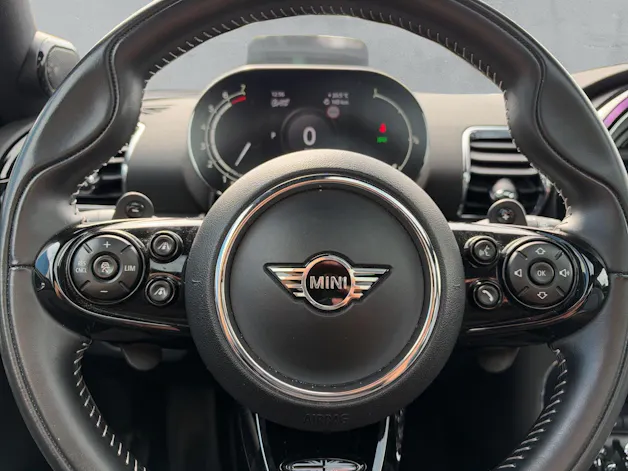 MINI Clubman S ALL4 MINI Yours F54 2.0i  (CH)