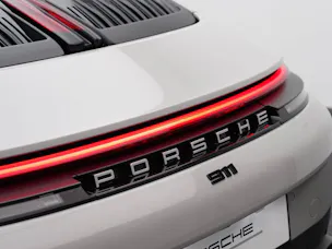 PORSCHE 911 Carrera