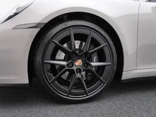 PORSCHE 911 Carrera