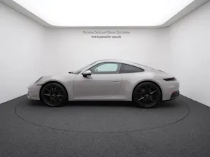 PORSCHE 911 Carrera