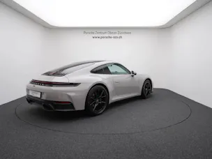 PORSCHE 911 Carrera