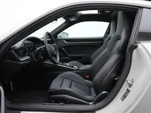 PORSCHE 911 Carrera