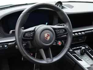 PORSCHE 911 Carrera