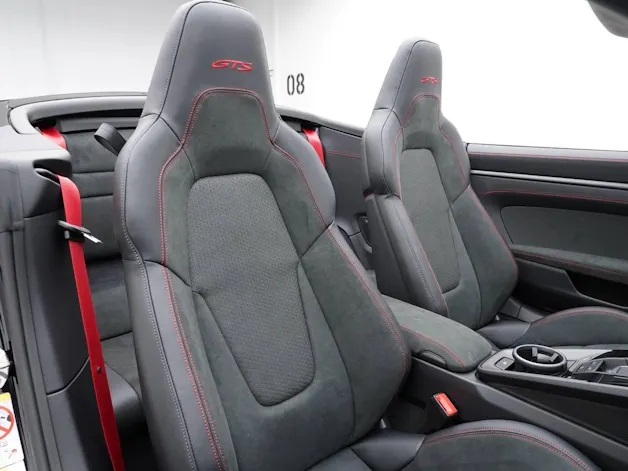 PORSCHE 911 Carrera GTS Cabriolet