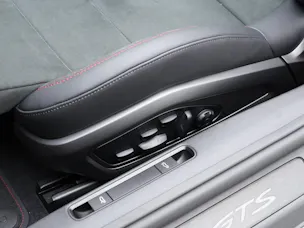 PORSCHE 911 Carrera GTS Cabriolet