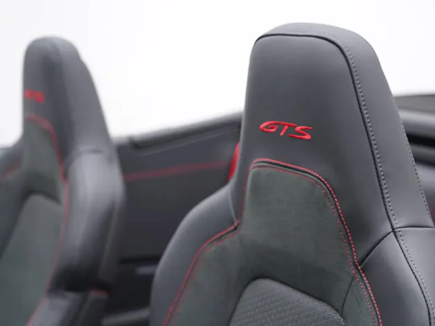 PORSCHE 911 Carrera GTS Cabriolet