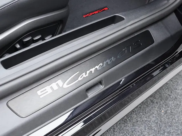PORSCHE 911 Carrera GTS Cabriolet