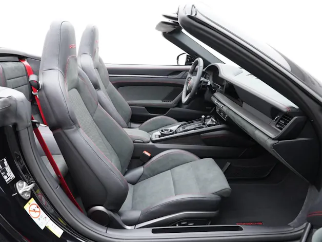 PORSCHE 911 Carrera GTS Cabriolet