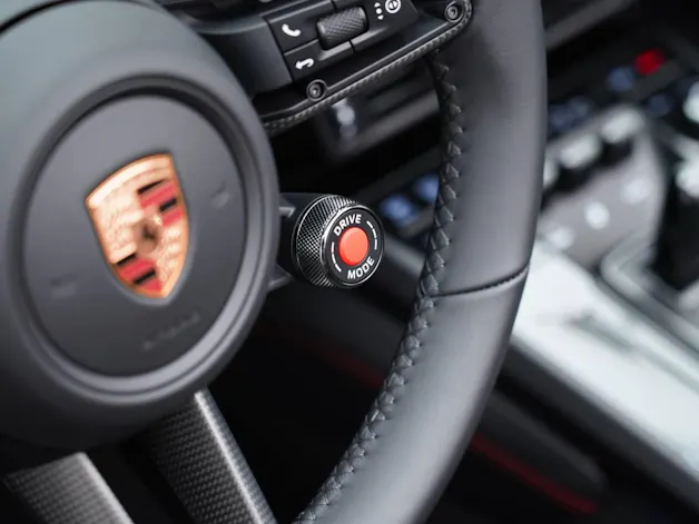 PORSCHE 911 Carrera GTS Cabriolet