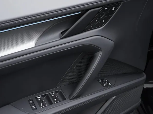 PORSCHE Cayenne S Coupé Electric