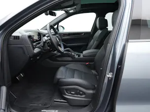 PORSCHE Cayenne S E-Hybrid Black Edition