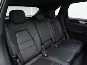 PORSCHE Cayenne S E-Hybrid Black Edition