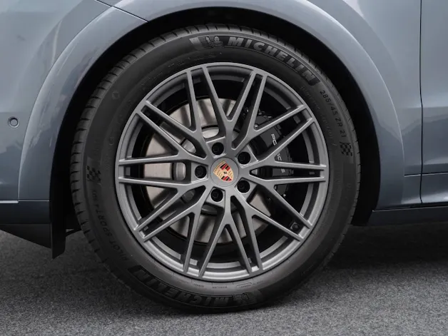 PORSCHE Cayenne S E-Hybrid Black Edition