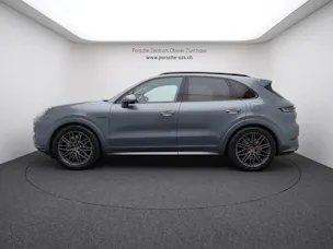 PORSCHE Cayenne S E-Hybrid Black Edition