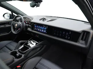 PORSCHE Cayenne Turbo E-Hybrid Coupé mit GT-Paket