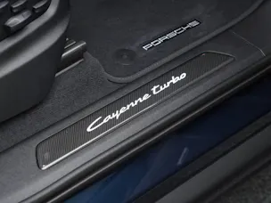 PORSCHE Cayenne Turbo E-Hybrid Coupé mit GT-Paket