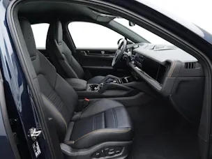 PORSCHE Cayenne Turbo E-Hybrid Coupé mit GT-Paket