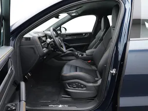 PORSCHE Cayenne Turbo E-Hybrid Coupé mit GT-Paket