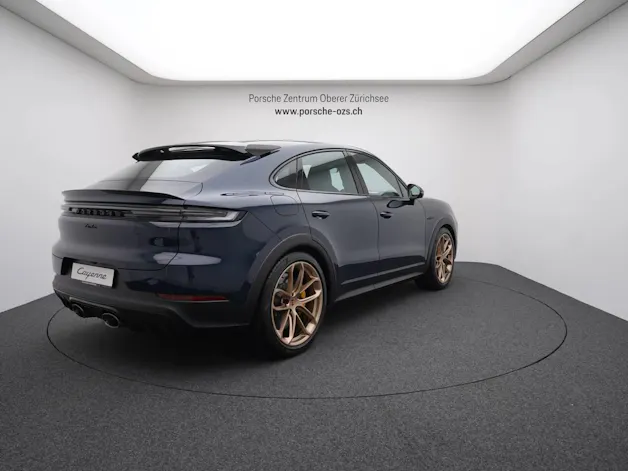 PORSCHE Cayenne Turbo E-Hybrid Coupé mit GT-Paket