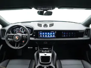 PORSCHE Cayenne Turbo E-Hybrid Coupé mit GT-Paket