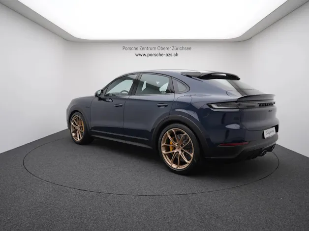 PORSCHE Cayenne Turbo E-Hybrid Coupé mit GT-Paket