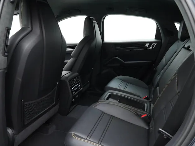 PORSCHE Cayenne Turbo E-Hybrid Coupé mit GT-Paket