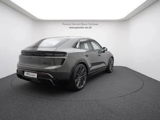 PORSCHE Macan Turbo