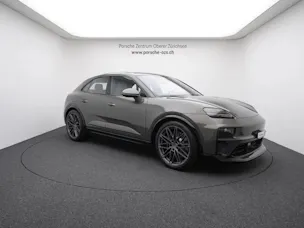 PORSCHE Macan Turbo