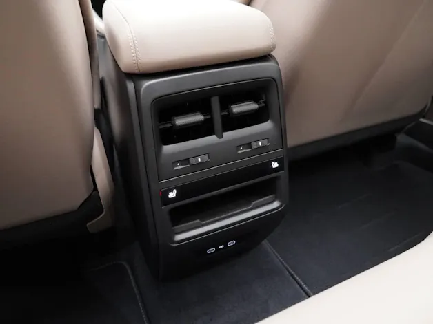 PORSCHE Macan Turbo