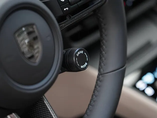 PORSCHE Macan Turbo