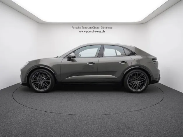 PORSCHE Macan Turbo