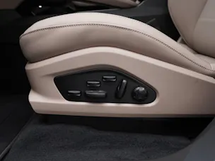 PORSCHE Macan Turbo